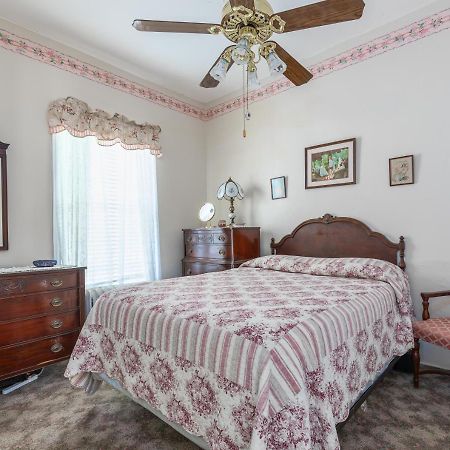 Antoinette'S Apartments & Suites Cape May Εξωτερικό φωτογραφία