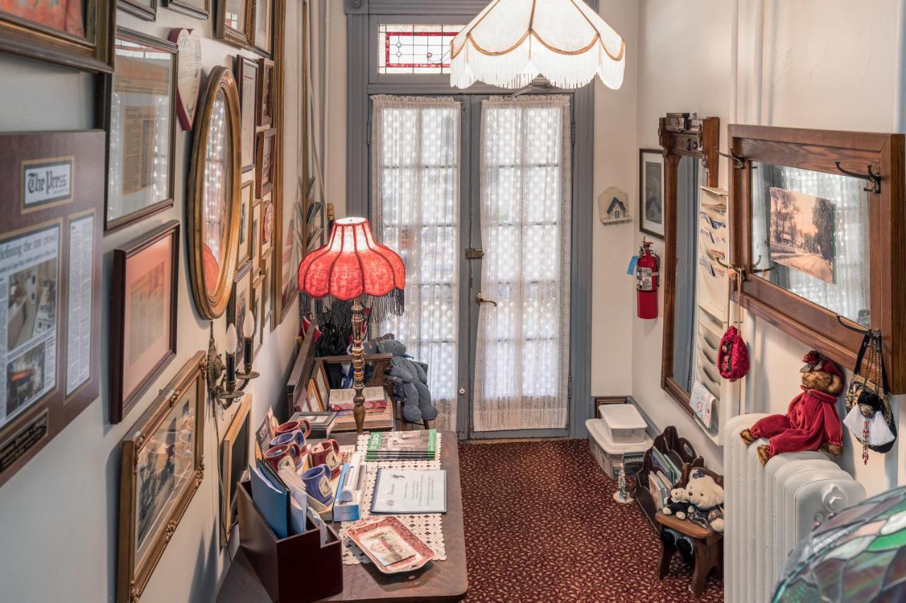 Antoinette'S Apartments & Suites Cape May Εξωτερικό φωτογραφία