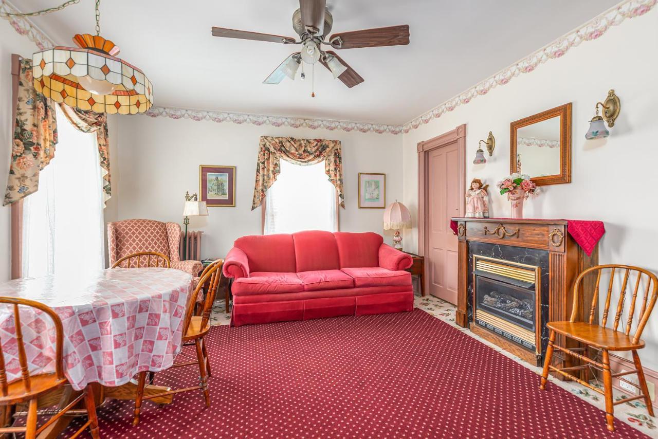 Antoinette'S Apartments & Suites Cape May Εξωτερικό φωτογραφία