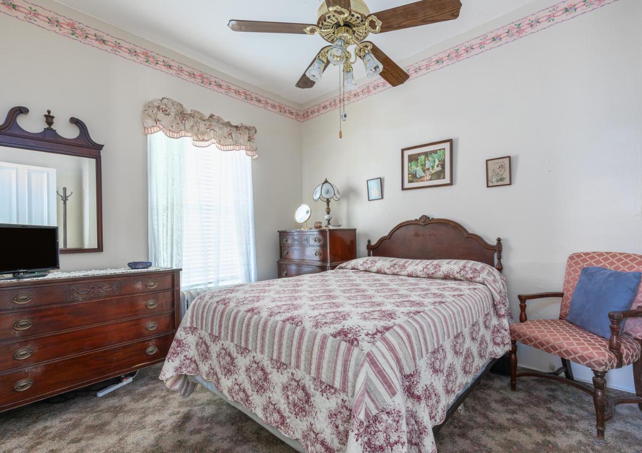 Antoinette'S Apartments & Suites Cape May Εξωτερικό φωτογραφία