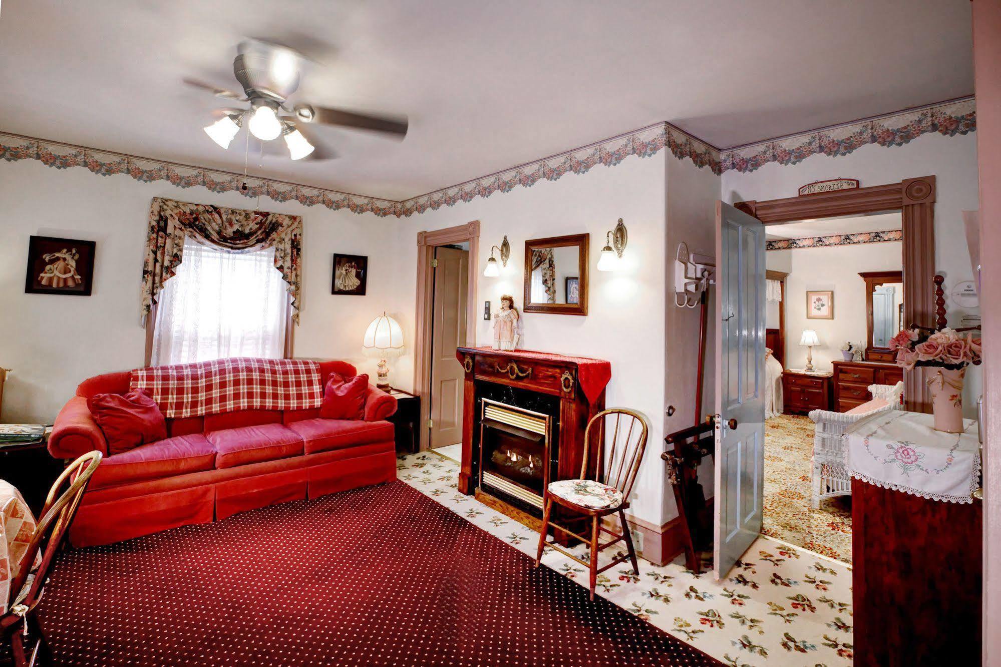 Antoinette'S Apartments & Suites Cape May Εξωτερικό φωτογραφία