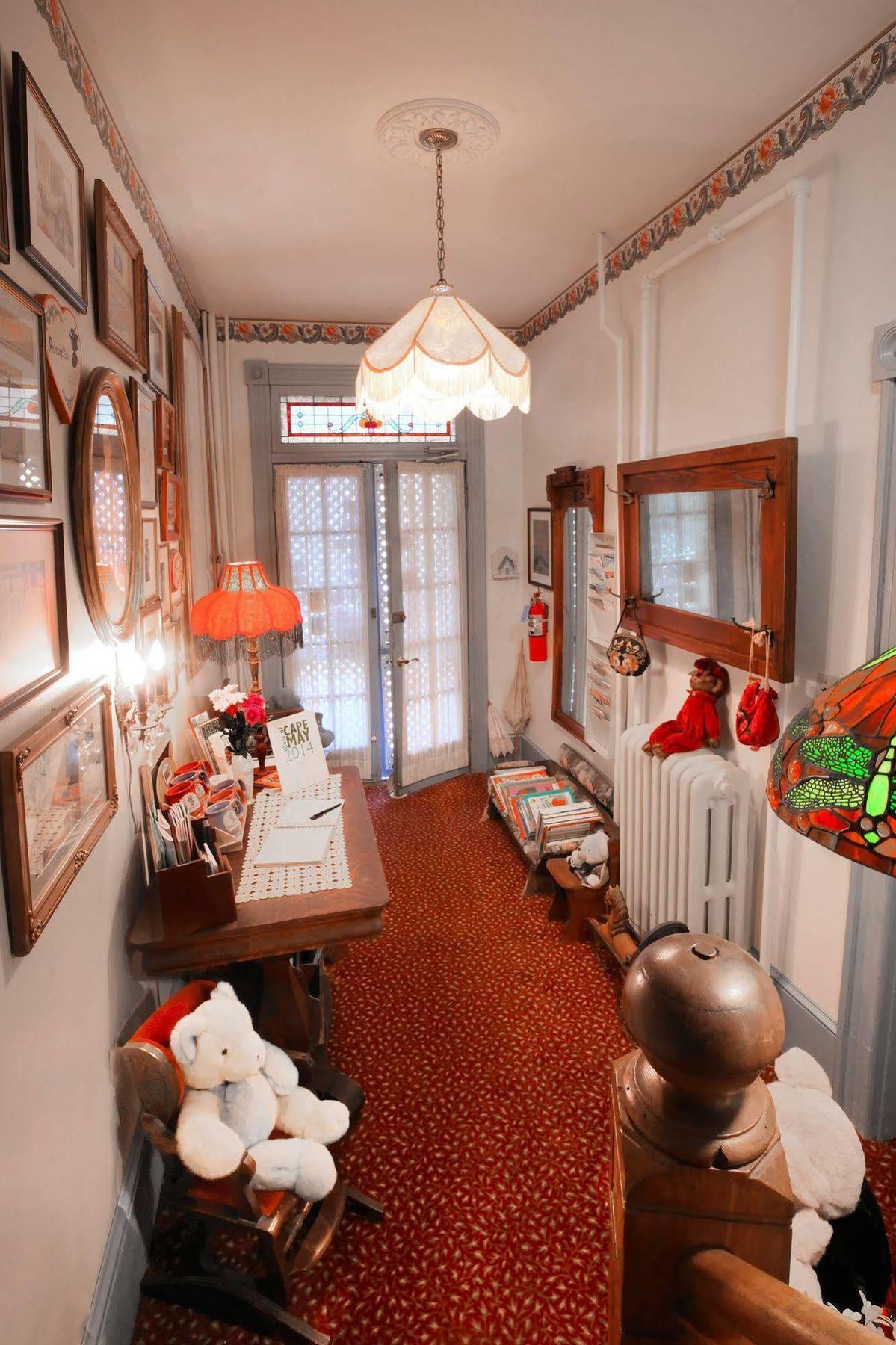 Antoinette'S Apartments & Suites Cape May Εξωτερικό φωτογραφία